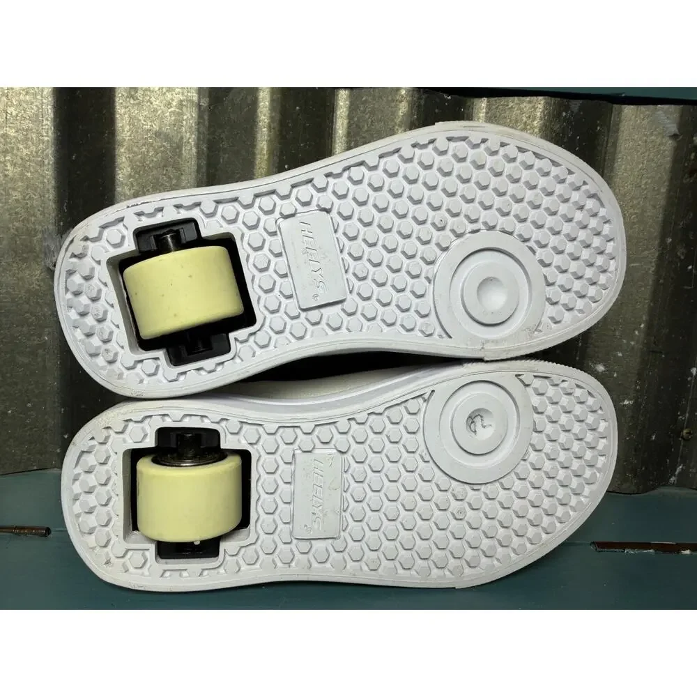 Heelys White Canvas Roller Skate Shoes Kids Size 13 HES10454 Wheels Sneakers
